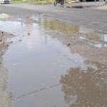 Jalan Depan PT. Growth Sumatera Rusak Parah