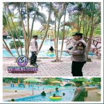 Patroli di Waterboom Mangat Ceria: Polisi Himbau Pengunjung untuk Menjaga Keselamatan Keluarga
