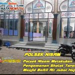 Polsek Nisam Melakukan Pengamanan Sholat Tarawih di Masjid Baitil Ali Jabal Hajar
