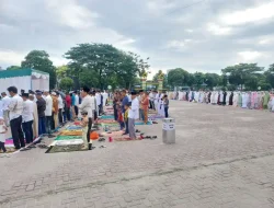 Polres Tebing Tinggi Sukses Amankan Pelaksanaan Sholat Idul Adha 1445 H di Lapangan Merdeka