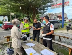 Sopir Angkutan Umum di Aceh Selatan Bebas Narkoba, Sat Lantas Polres Lakukan Tes Urine Mendadak