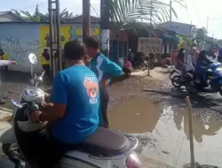 Gotong Royong Membangun Desa: Warga Dusun 2 A Kelambir lima Kampung Hamparan Perak Bersatu Padu Wujudkan Jalan Mulus