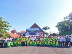 Pakpak Bharat Peringati Hari Lingkungan Hidup Sedunia dengan Menanam Pohon