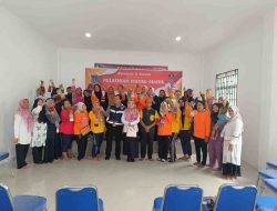 Bhabinkamtibmas Tebing Tinggi Pantau Pelatihan Manik-Manik dan Ingatkan Warga Taati Aturan Lalu Lintas