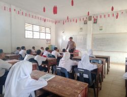 Penyuluhan Siswa Baru di Perguruan Taman Siswa Kec. Padang Tualang oleh Bhabinkamtibmas Polsek Padang Tualang