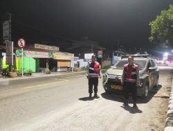 Personel Polsek Lima Puluh Laksanakan Patroli Malam Hari untuk Menjaga Kamtibmas di Wilayah Hukum Polsek Lima Puluh