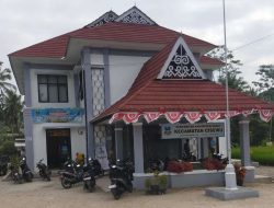 Sejumlah Kepala Desa di Cisewu Desak Camat Lengser, Pertanyakan Kualitas Pembangunan Kantor Kecamatan
