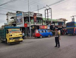 Personel Satlantas Polres Batu Bara Lakukan Pengaturan Lalu Lintas di Beberapa Titik Strategis