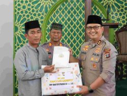 Kapolres Langkat Ajak Warga Jaga Keamanan dan Pilkada Damai di Program Jumat Curhat