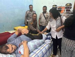 Polsek Tanah Jawa Polres Simalungun Tunjukkan Solidaritas, Kunjungi Anggota yang Sakit