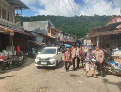 Polsek Lahusa Lakukan Pengaturan Lalu Lintas di Pasar Tradisional Lahusa