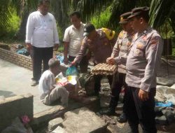 Polres Batu Bara Gelar Aksi “Jumat Berkah”, Berikan Bantuan kepada Korban Kebakaran di Medang Deras