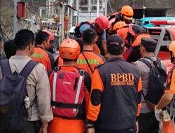 Dua Korban Tim SAR Yang Hanyut Di Sungai Lau Biang Ditemukan