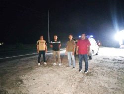 Polsek Medang Deras Gelar Patroli Malam untuk Antisipasi Kejahatan di Wilayahnya