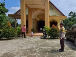 Polsek Bosar Maligas Ciptakan Rasa Aman Selama Ibadah Minggu di Gereja HKBP Exaudi