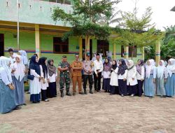 Polri Sampaikan Pesan Kamtibmas di Madrasah Aliyah Swasta Parlakitangan, Simalungun