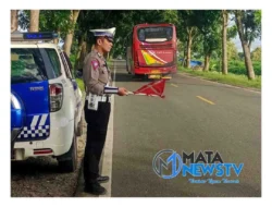 Patroli Kibas Bendera dan Pantauan Lalu Lintas oleh Satlantas Polres Batu Bara: Upaya Preventif untuk Keamanan Jalan Raya
