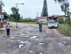 Polres Pematangsiantar Survei Jalan Rusak untuk Persiapan Nataru 2024