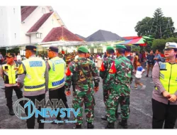 Kapolres Pematangsiantar Pimpin Patroli Skala Besar untuk Amankan Ibadah Malam Natal 2024