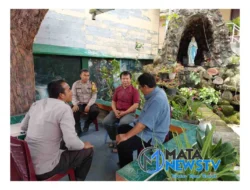 Sinergi Polsek Palipi dan Tokoh Agama Katolik Jaga Keamanan Jelang Rapat Pleno KPU Samosir