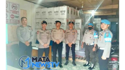Kanit Provos Polres Samosir Pastikan Keamanan Gudang Logistik Pilkada KPU Samosir