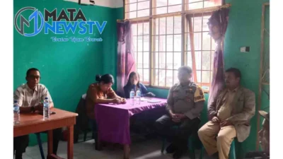 Bhabinkamtibmas Polres Samosir Dampingi Pemerintah Desa Tanjung Bunga dan Lumban Pinggol dalam Pelayanan Masyarakat