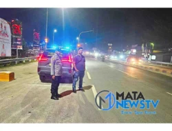 Personel Polsek Indrapura Gelar Patroli Dialogis, Cegah Geng Motor Secara Humanis