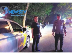 Personel Polsek Lima Puluh Gelar Patroli Malam untuk Menjaga Kamtibmas