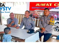 Personel Sat Binmas Polres Batu Bara Gelar Jumat Curhat dan Cooling System di Desa Air Hitam