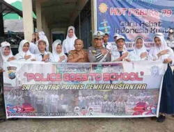 Police Go To School : Sat Lantas Polres Pematangsiantar Kunjungi SMP Negeri 4