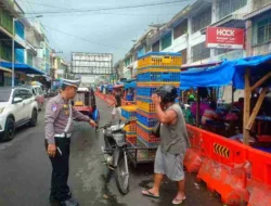Polres Pematangsiantar Terjunkan Tim Urai Kemacetan dalam Operasi Lilin Toba 2024