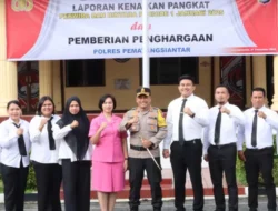 Kapolres Pematangsiantar Serahkan Penghargaan kepada 41 Personel Intelkam dan Timsus atas Kinerja Luar Biasa