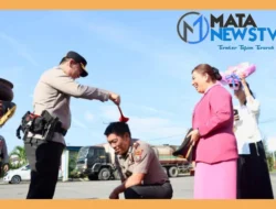 Polres Pelabuhan Belawan Gelar Upacara Kenaikan Pangkat untuk 39 Personel