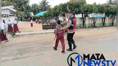 Personel Polsek Silangkitang Laksanakan Gatur Lalin Pagi di Jalan Besar Pandan Sari