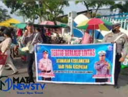 Sat Lantas Polres Pelabuhan Belawan Edukasi Tertib Lalu Lintas di Tengah Arus Balik Nataru