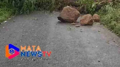 Tanah Longsor Putuskan Akses Dusun Pamah Simelir, Langkat Menuju Tanah Karo