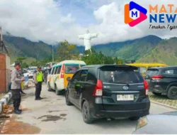 Perketat Pengamanan :  Wisatawan Ramai, Jalur Tele Berkabut, Jalan Lingkar Pulau Samosir Terputus