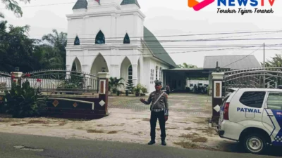 Satlantas Polres Batu Bara Gelar Patroli dan Pengamanan di Sejumlah Gereja, Pastikan Ibadah Berjalan Aman dan Lancar
