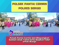 Polsek Pantai Cermin dan Bhayangkari Santuni Anak Yatim Serta Bagikan Takjil untuk Warga