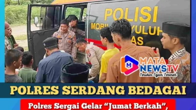 Polres Sergai Gelar “Jumat Berkah”, Bagikan 100 Nasi Kotak kepada Jamaah Masjid Jami’ Baitul Rahman