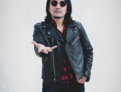 Mantan Vokalis CB4 Band Medan, Sabarian Rilis Single “Detik Menit” Sarat Makna Cinta dan Kesetiaan