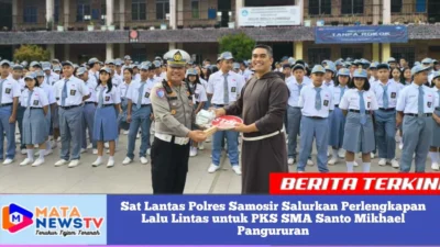 Sat Lantas Polres Samosir Salurkan Perlengkapan Lalu Lintas untuk PKS SMA Santo Mikhael Pangururan