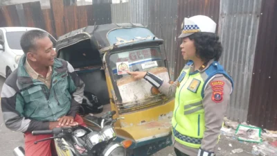 Polantas Menyapa, Sat Lantas Polres Pematangsiantar Edukasi Pengguna Jalan di Kawasan Pasar Horas