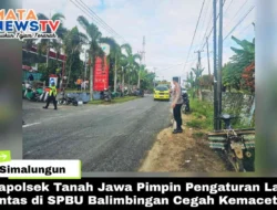 Kapolsek Tanah Jawa Pimpin Pengaturan Lalu Lintas di SPBU Balimbingan Cegah Kemacetan