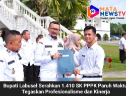 Bupati Labusel Serahkan 1.410 SK PPPK Paruh Waktu, Tegaskan Profesionalisme dan Kinerja