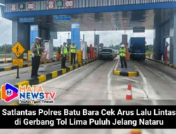 Satlantas Polres Batu Bara Cek Arus Lalu Lintas di Gerbang Tol Lima Puluh Jelang Nataru