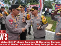 Kapolri Listyo Sigit Prabowo Salurkan 22 Kontainer Bantuan Korban Bencana di Medan, Kapolres Serdang Bedagai Turut Hadir