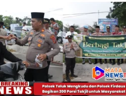 Polsek Teluk Mengkudu dan Polsek Firdaus Bagikan 200 Porsi Takjil untuk Masyarakat