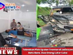 Tabrakan Pick Up dan Tronton di Jalinsum Batu Bara, Dua Orang Luka-Luka