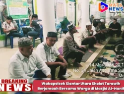 Wakapolsek Siantar Utara Sholat Tarawih Berjamaah Bersama Warga di Masjid Al-Hanif